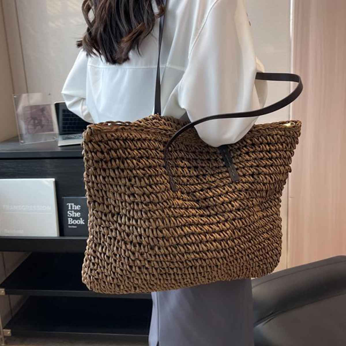 SunTote™ - Väska i vävt strå - Dossify