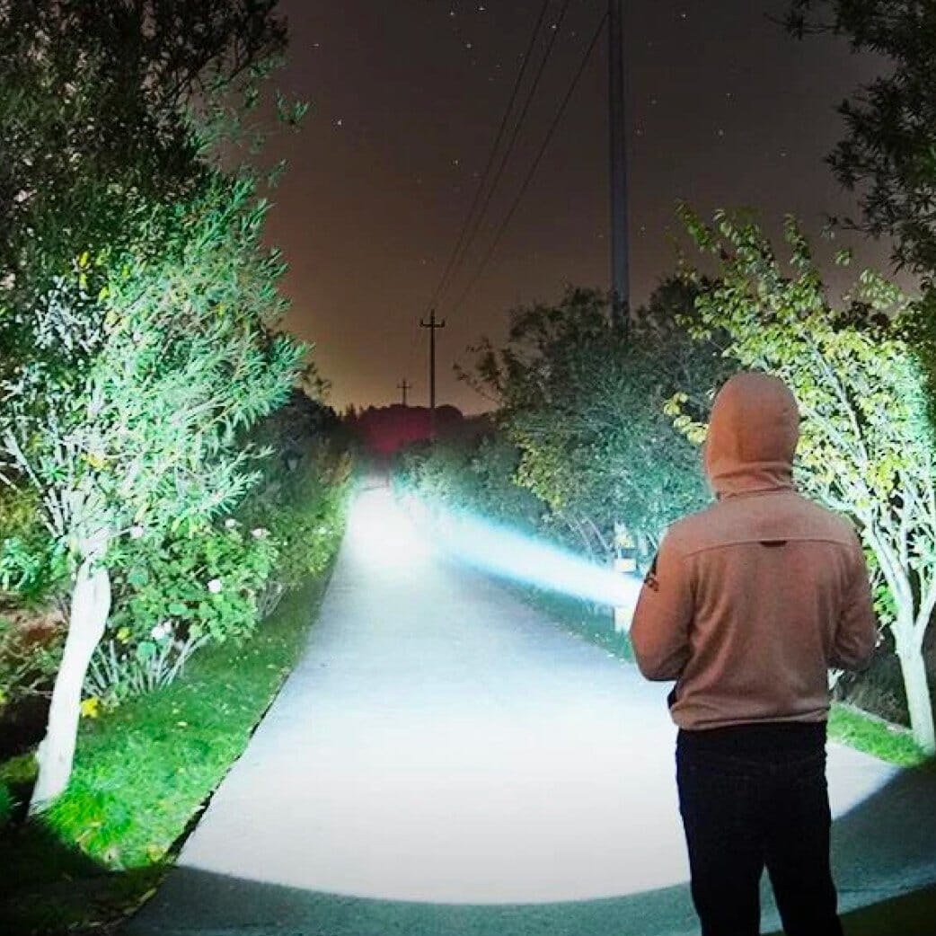 Ultra Vision Proâą - Ficklampa - Dossify