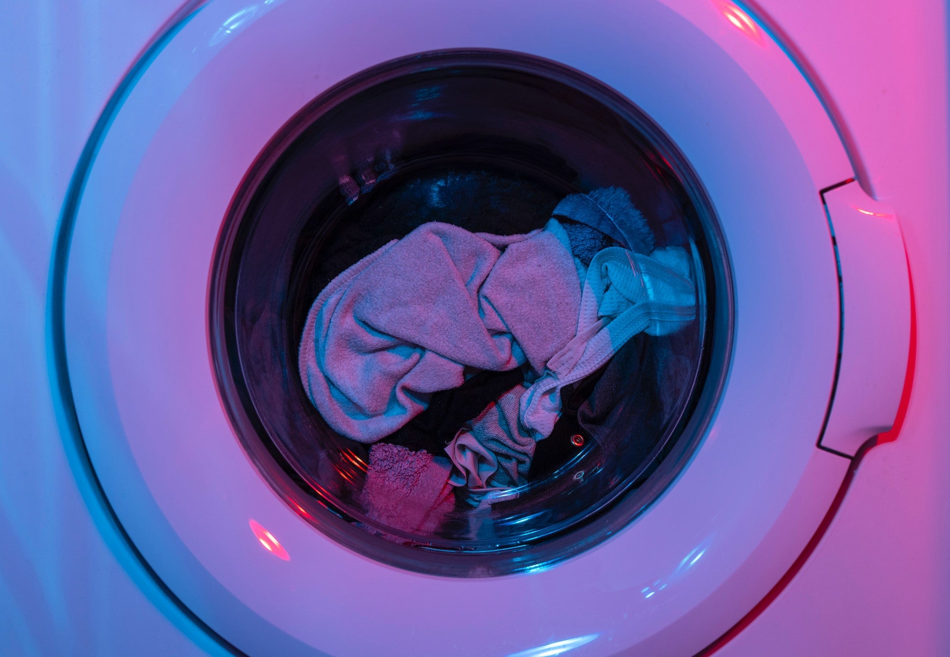 Vibrationsdämpare för Tvättmaskin: Lösningen för Vibrationer och Oönskat Buller