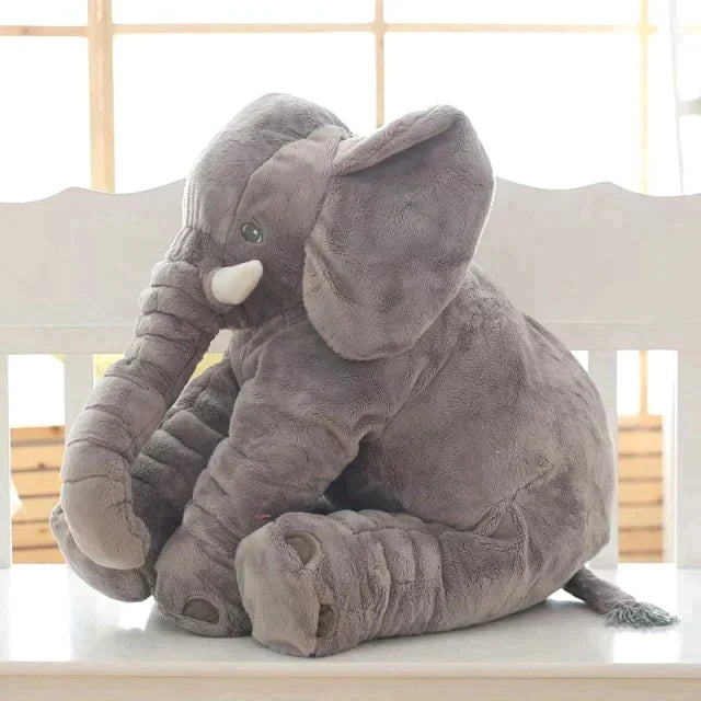 Kudde med jättelik elefant - Dossify