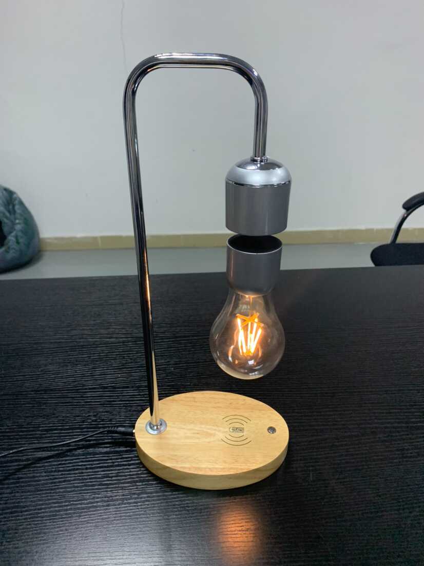 LeviLamp - Svävande Bordslampa - Magnetisk LED-lampa med inbyggd trådlös laddning - Dossify
