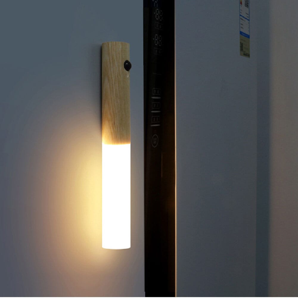 Smart närvarostyrd lampa med skymningsrelä - Uppladdningsbar och med ficklampsfunktion - Dossify